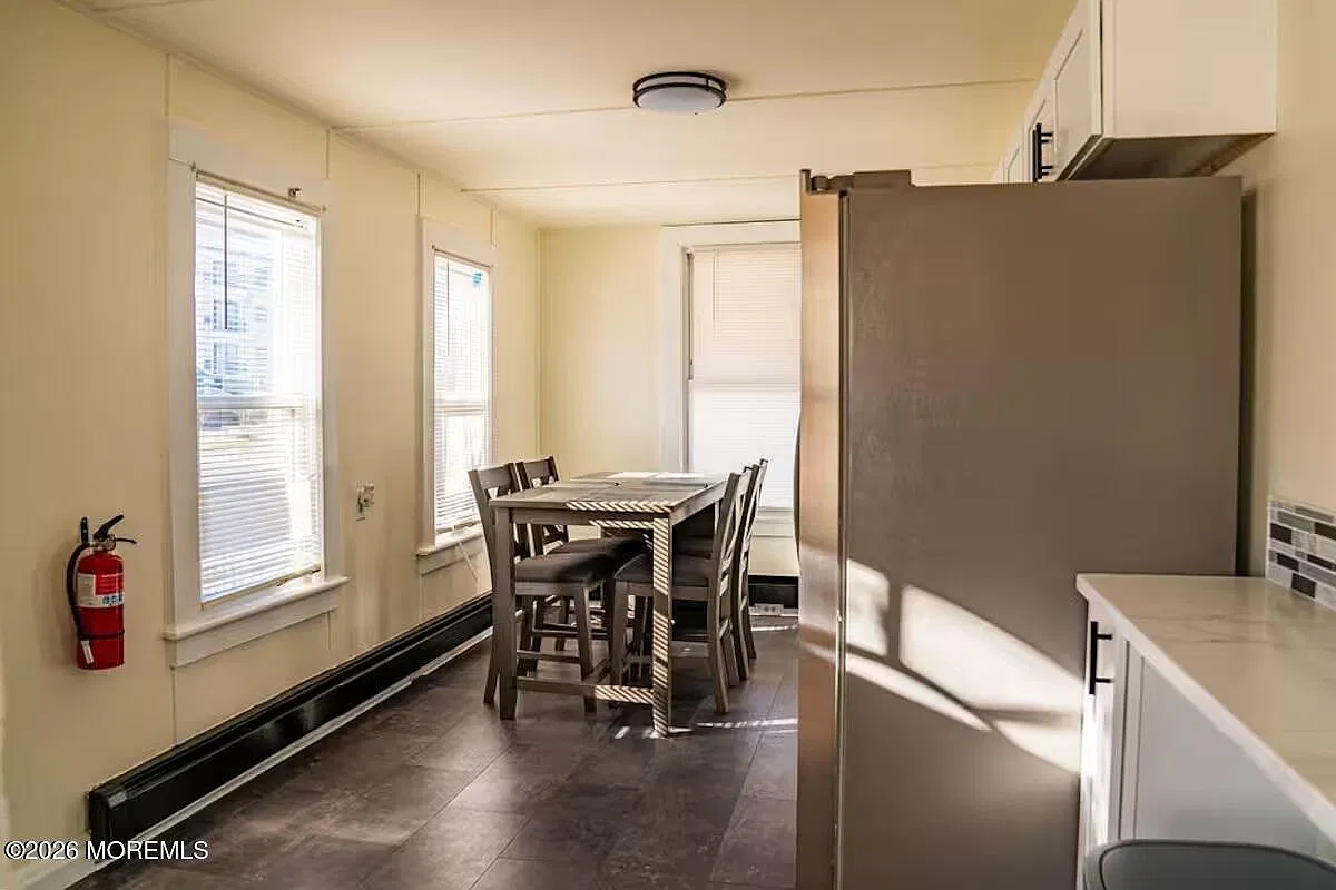 1 bed, $2,350 — Photo 4