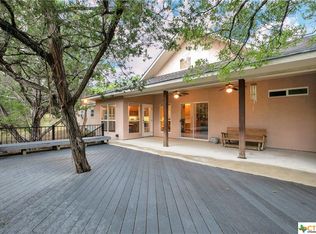 805 Sundown Trl, Fischer, TX 78623