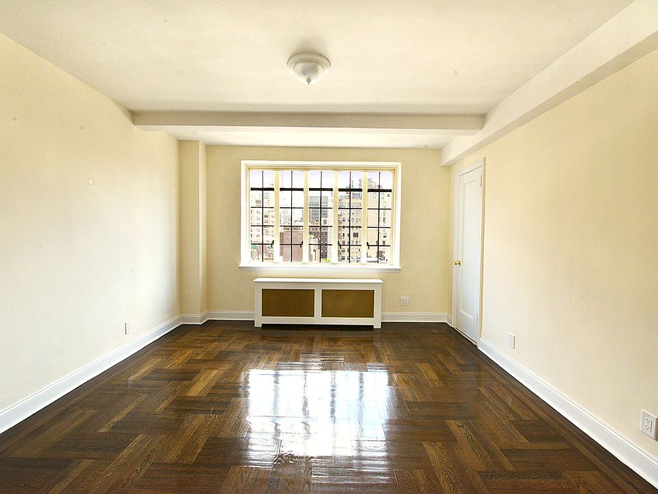 2nd image of 25 E 67th St APT 11A