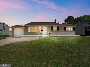 167 Cardinal Dr, Bellmawr, NJ 08031