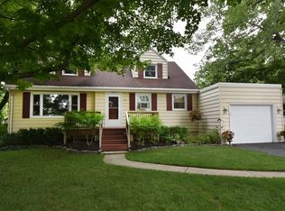 913 N Cedar Rd, New Lenox, IL 60451