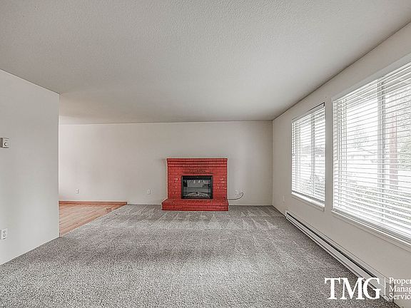 2nd image of 3903 E 18th St APT 27