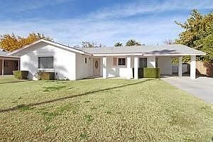 1st image of 4226 E Catalina Dr
