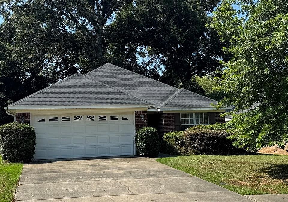 1st image of 7596 Avery Ln