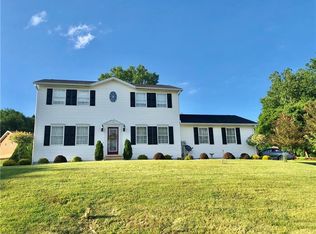 413 6th St, New Castle, PA 16102