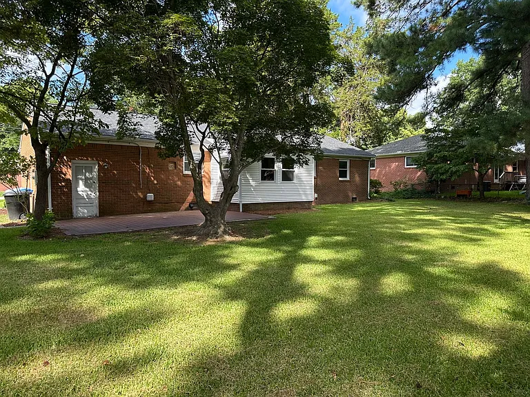 1408 Dermott Ave — Photo 30