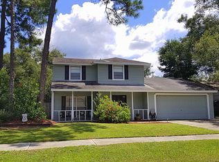 17551 Willow Pond Dr, Lutz, FL 33549