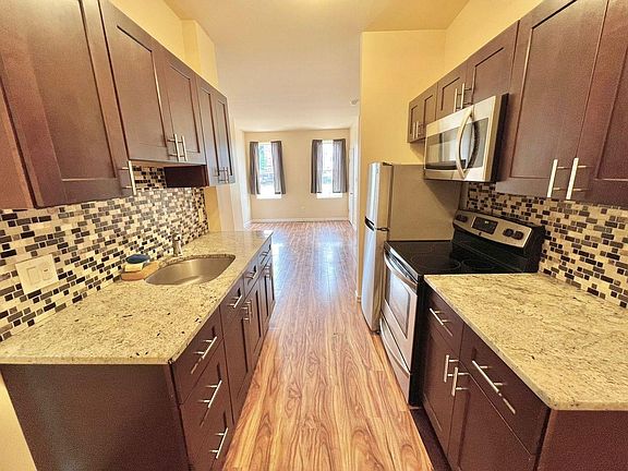 2nd image of 1507 W Stiles St #1F