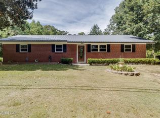 4513 Gibson Rd, Ocean Springs, MS 39564