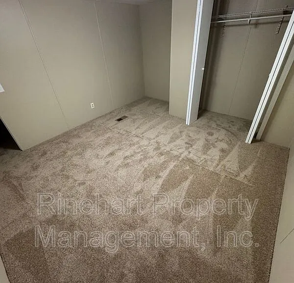 3252 Balkan Dr — Photo 11