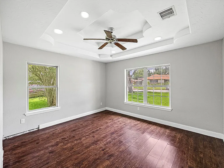 1209 Dogwood Dr — Photo 8