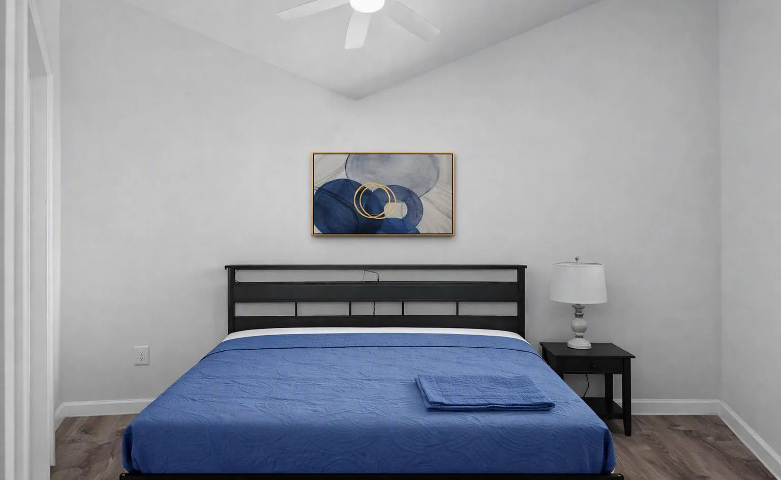 4 bed, 7.5 bath, 1700 sqft, $905 — Photo 1
