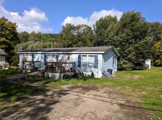 225 Beaver St, Newcomerstown, OH 43832