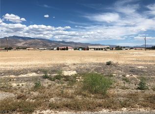 2771 S Tahachapi Ave, Pahrump, NV 89048