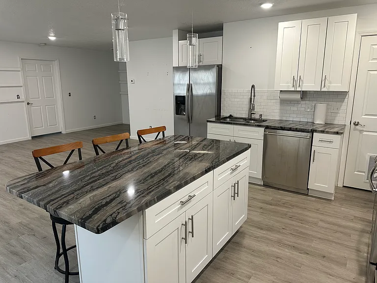 2982 W Remus Rd — Photo 3