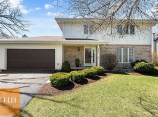 2847 Charleston Dr, Fitchburg, WI 53711