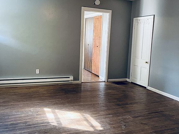 2nd image of 540 S Prairie St #3