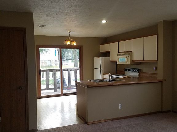 2nd image of 240 S 26th St APT 1