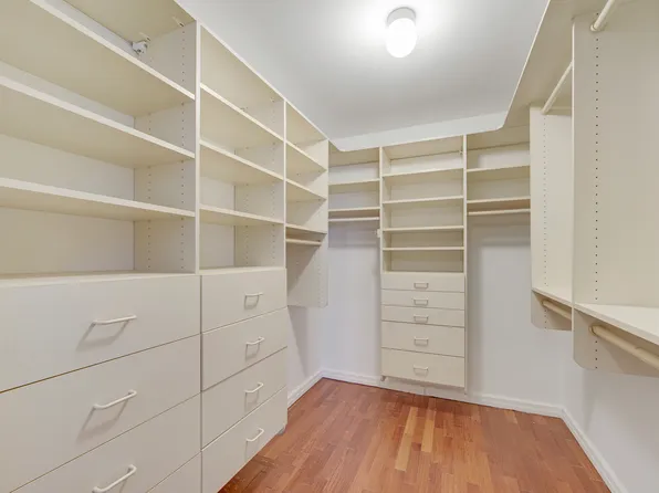 201 East 80th Street image 15 of 20