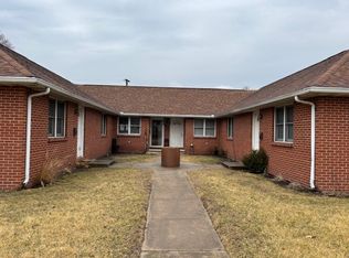 550 E Division St, Coal City, IL 60416