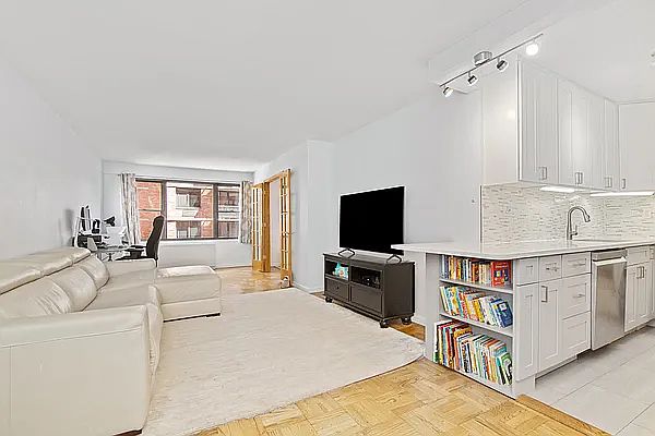 1st image of 505 E 79th St APT 7E