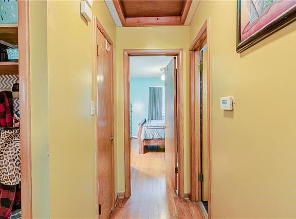 5th image of 418 N Kensington Ave