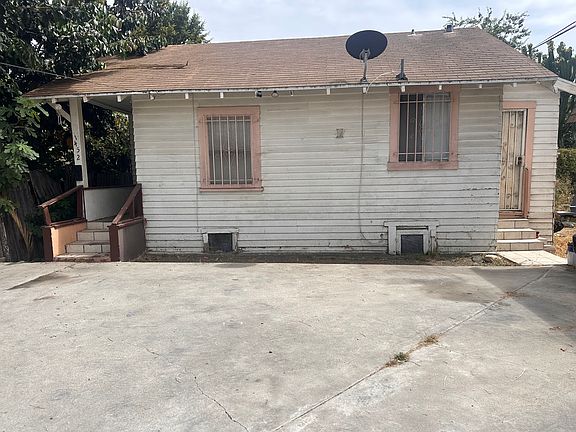 5th image of 1452 W 35th St