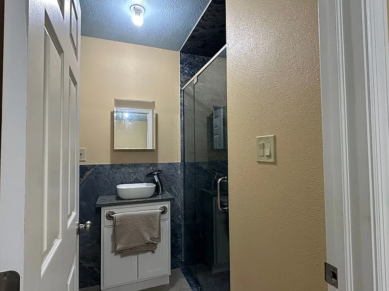 261 Caldwell St — Photo 10