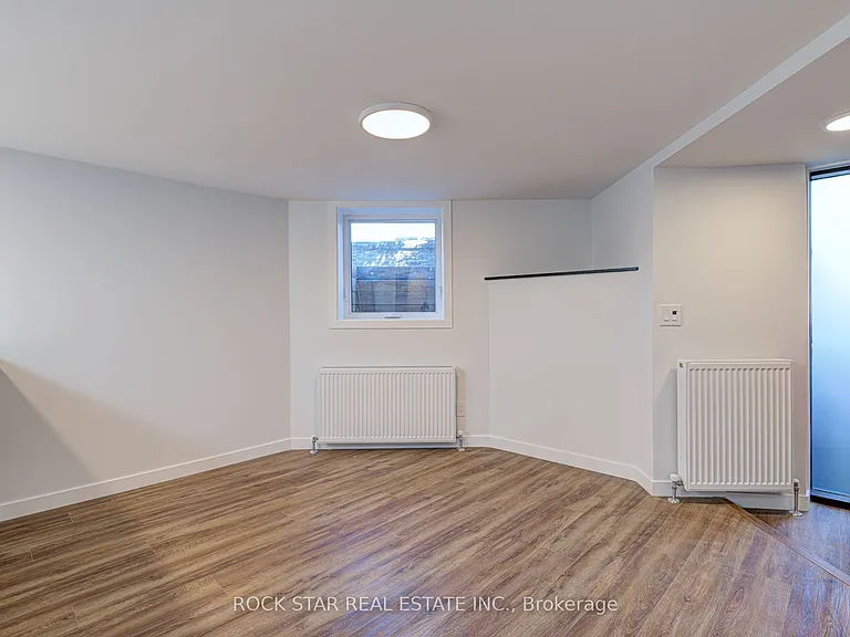 402 Jane St — Photo 5