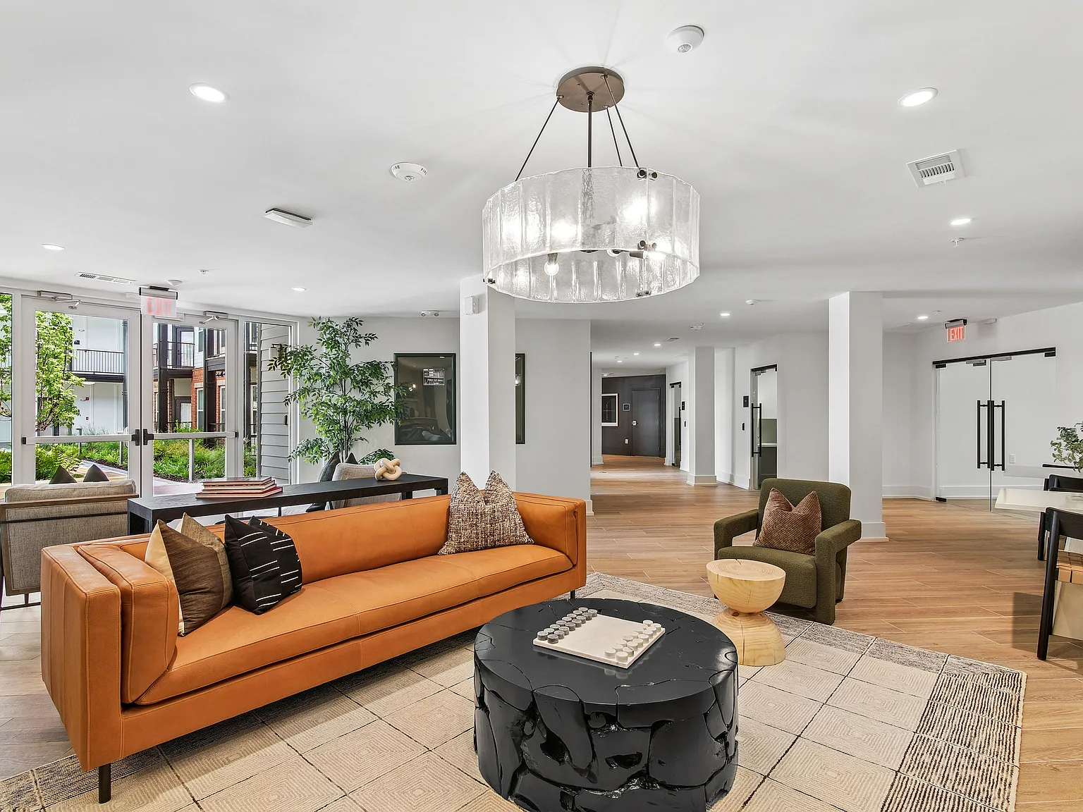 Avana on Main — Photo 2