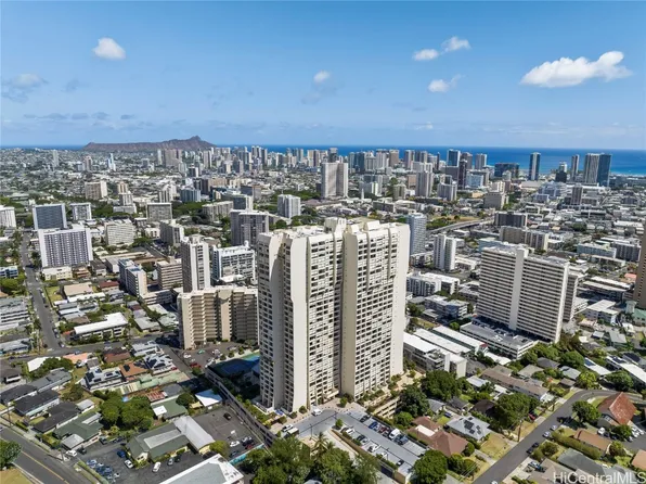 1717 Mott Smith Dr APT 2209, Honolulu, HI 96822