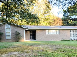 1352 Maple Rd, Nettleton, MS 38858