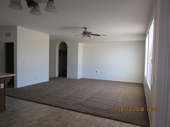 3rd image of 15622 Rocky Knoll Ln