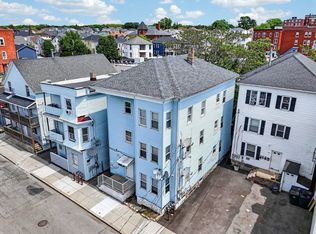 182 Quequechan St, Fall River, MA 02723