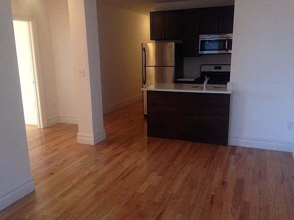 3rd image of 2180 38th St #B4