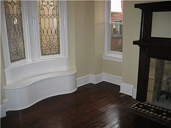 Charming foyer with Fireplace