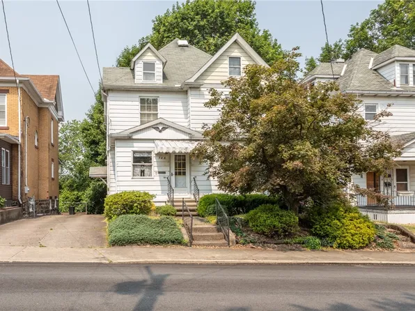 708 S Arch St, Connellsville, PA 15425