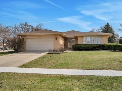 8651 Ailsworth Dr, Darien, IL, 60561