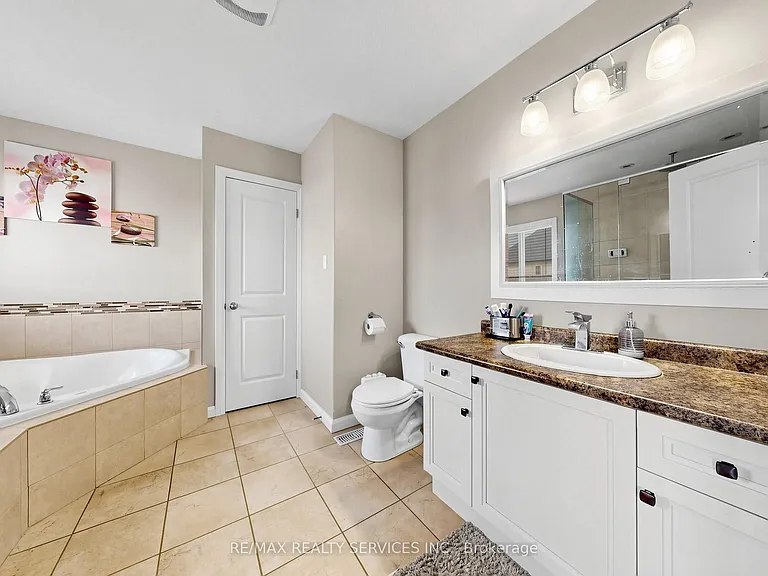291 Hardcastle Dr — Photo 23