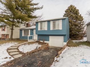 4904 Catalina Dr, Toledo, OH 43615
