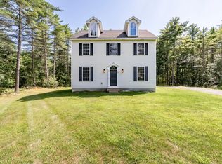 28 Timberland Dr, Westbrook, ME 04092