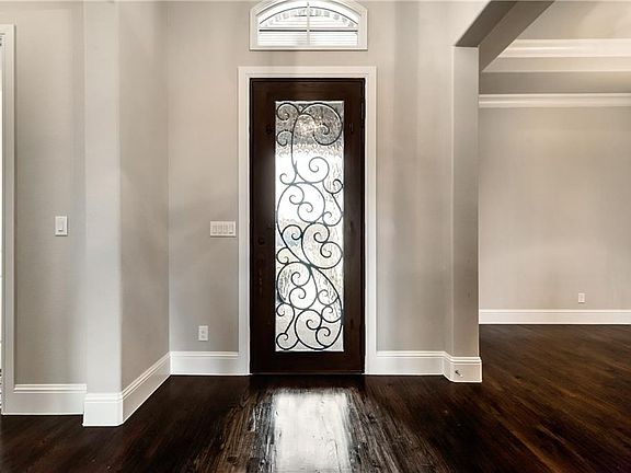 2nd image of 5213 Sendero Dr