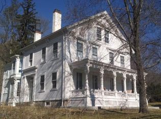 593 Washington St #2, Holliston, MA 01746