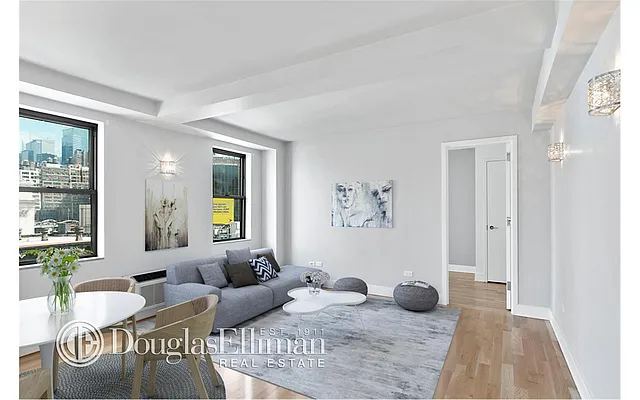 Rented by Douglas Elliman | media 29