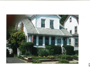 79 Richelieu Pl, Newark, NJ 07106