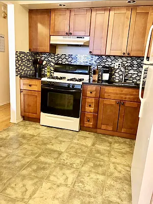 Rented by Tabak Real Estate | media 15