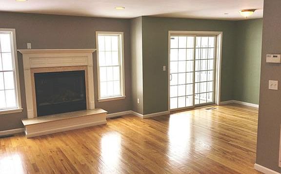 2nd image of 20 Tuxedo Ln