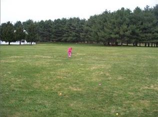 8 Fallon Trl, Westerly, RI 02891