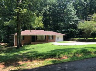 5795 Crabapple Dr SW, Mableton, GA 30126
