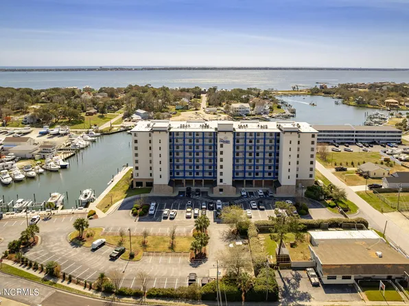 4425 Arendell Street #705, Morehead City, NC 28557